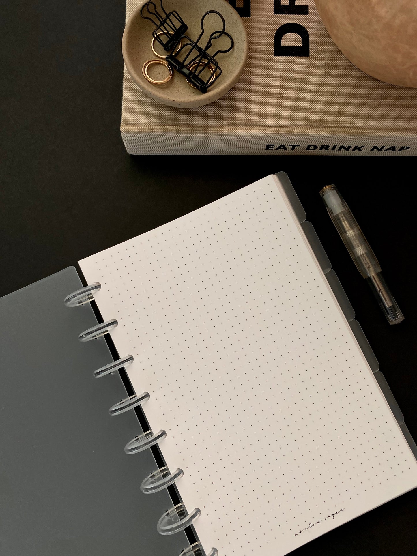 The Essentials Notepaper Set image 10