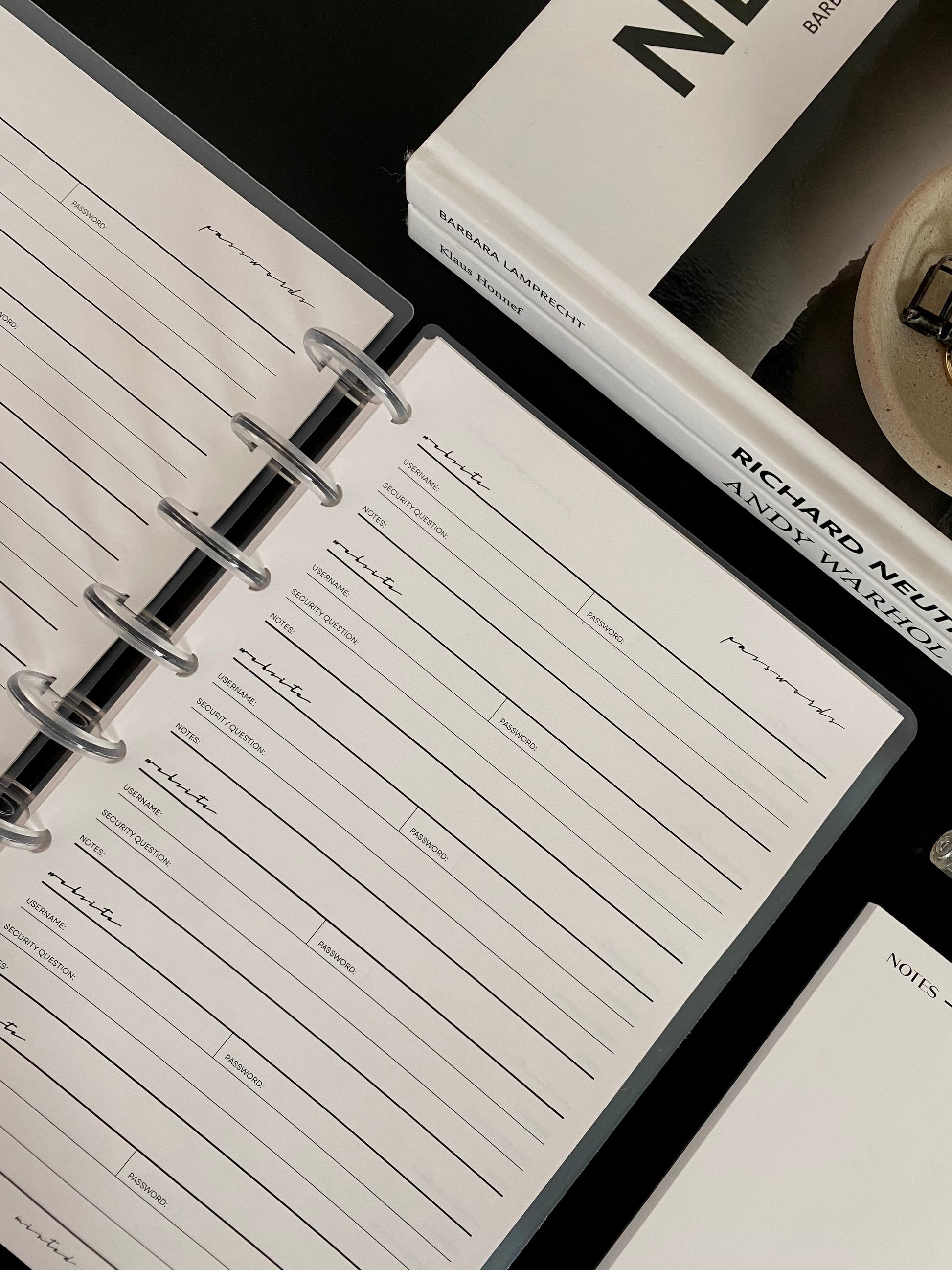 The Passwords Tracker | Classic image 5