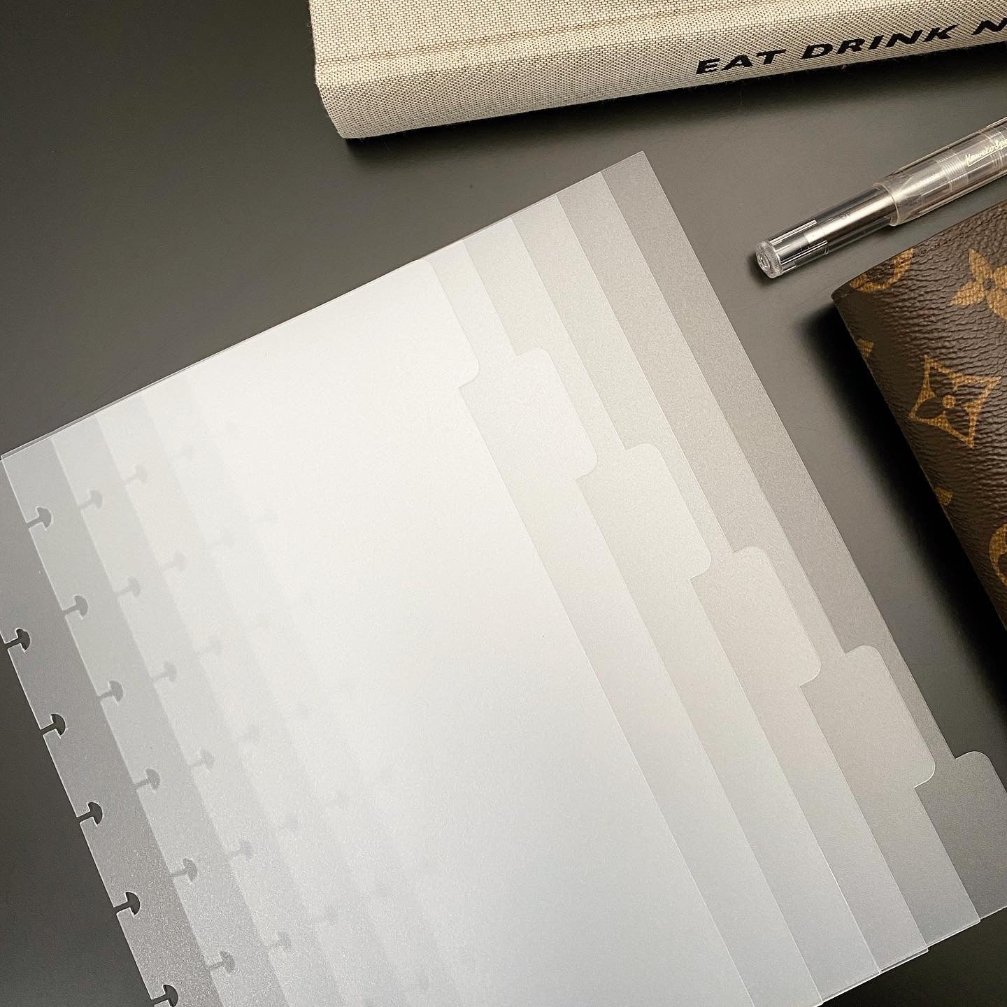 Frosted Dividers | Side Tabs image 4