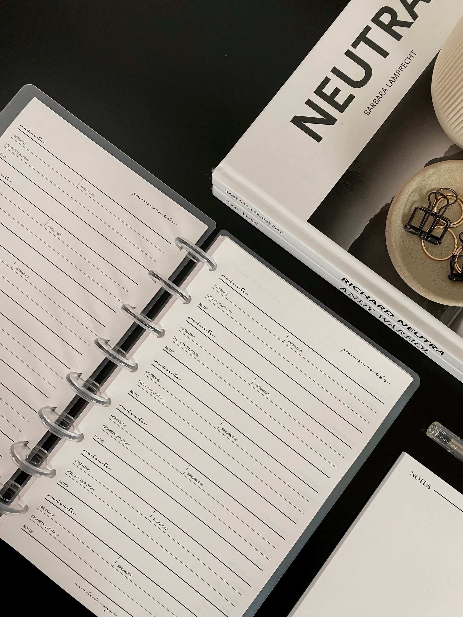 The Passwords Tracker | Classic image 6