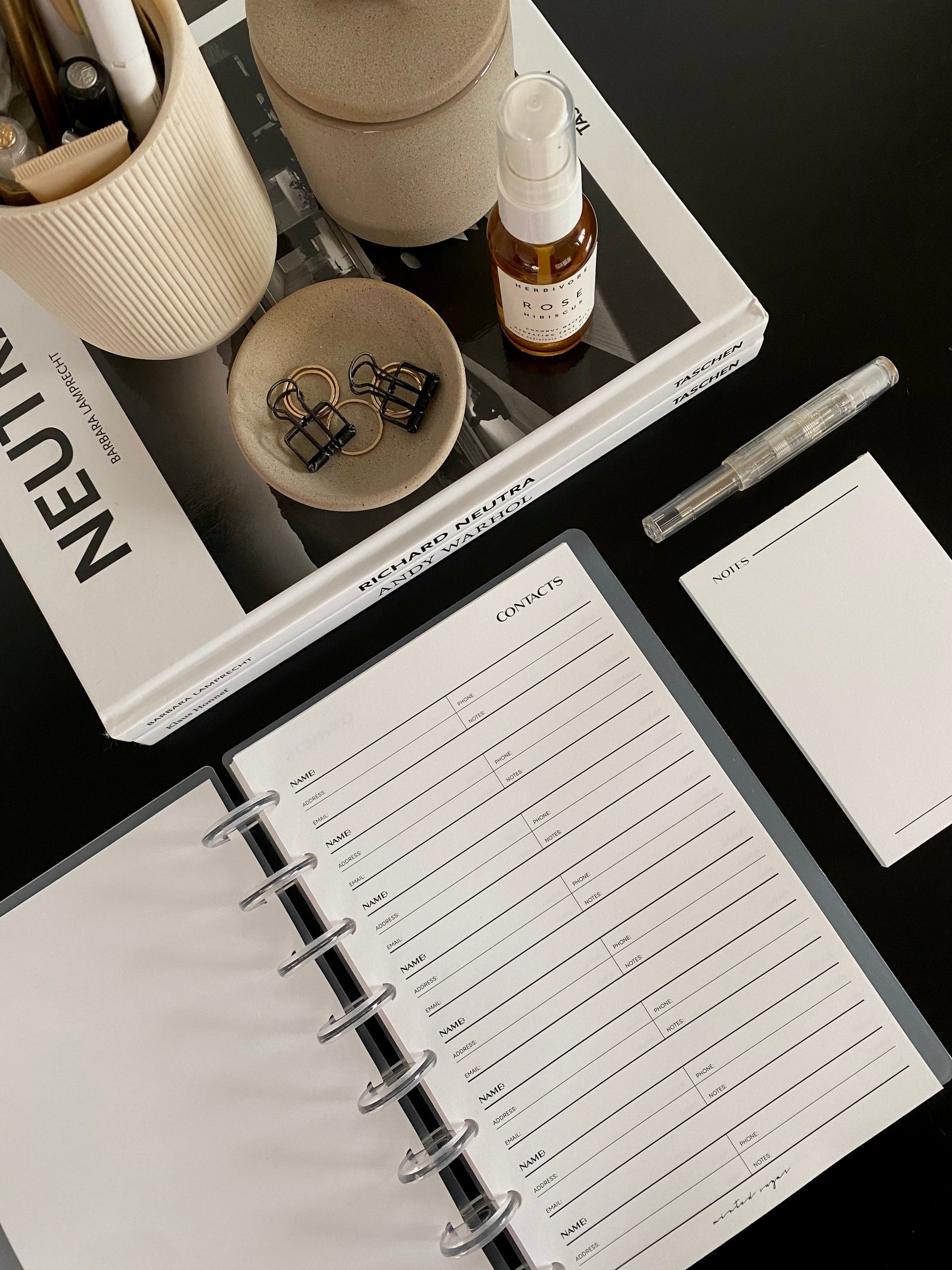 The Contacts Tracker | No.2 image 12